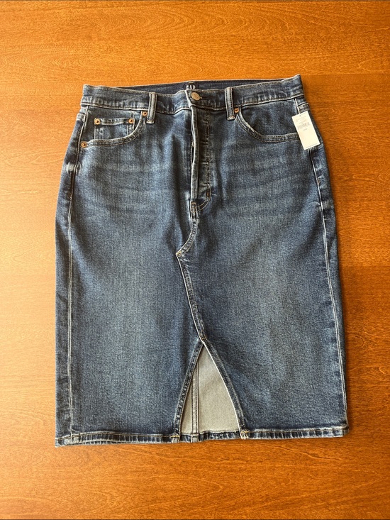 GAP Dresses & Skirts - GAP Dark Blue Denim Pencil Skirt with Front Vent